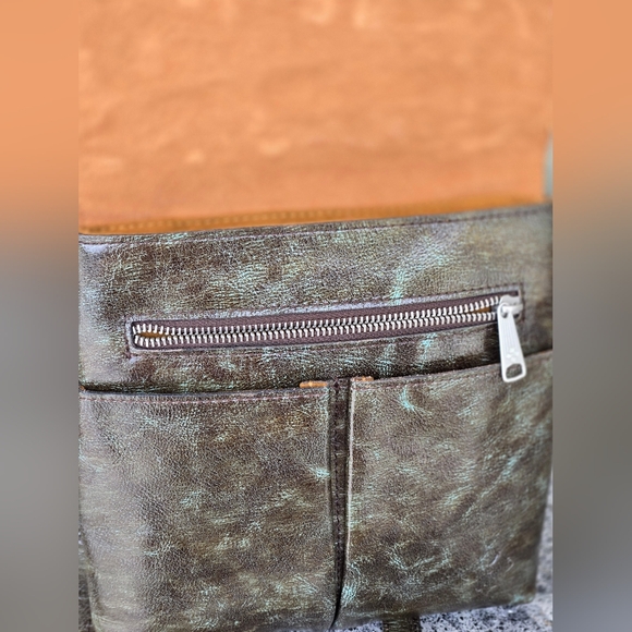 Patricia Nash Turquoise Leather Crossbody Bag - Picture 8 of 11
